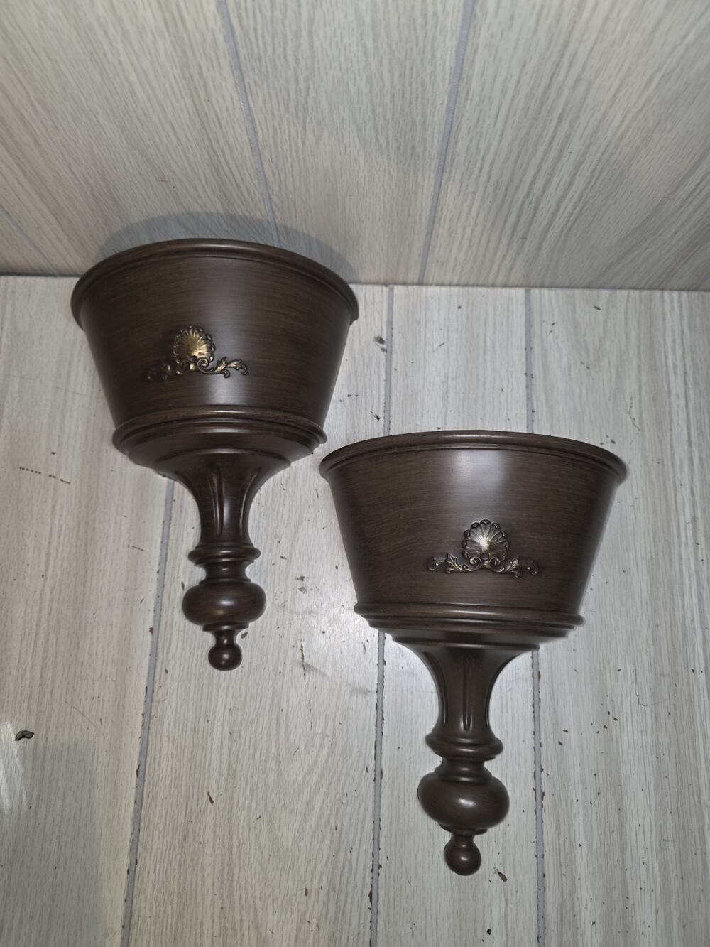 VTG 1963 Wall Pocket Planters Mid Century Wood Grain Plastic USA Set Of 2